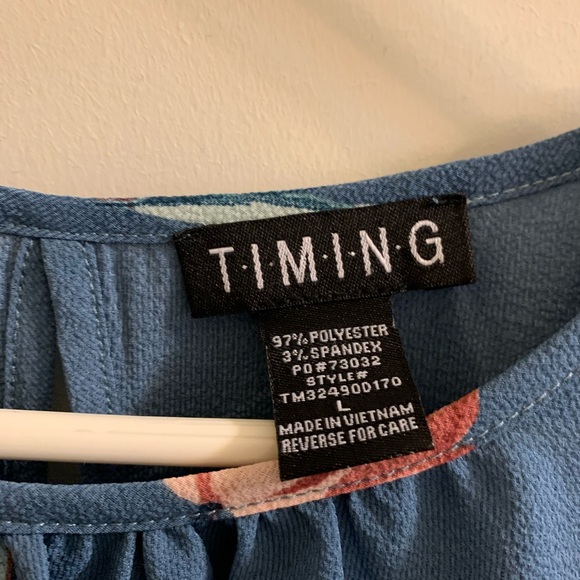 Nanamacs flower top - Picture 2 of 3